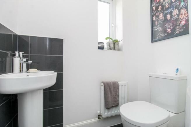 3 bed Detached for sale Image 6