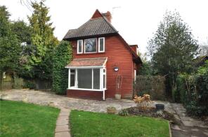 9 Eden Lodge, St Stephen's Hill, Canterbury CT2 7AT