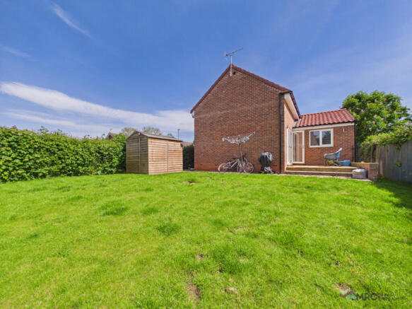 4 bed Detached for sale Image 8