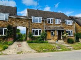 Stonelea, Lower Street, Banbury OX15 0RH