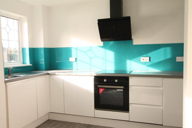 1 bed Terraced to rent Image 6