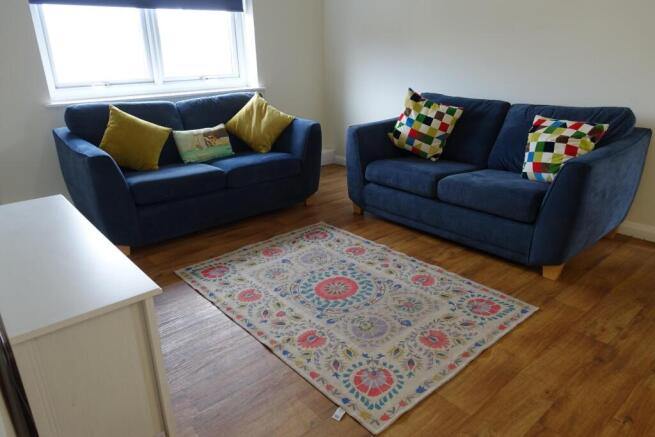 4 bed Private Halls to rent Image 7