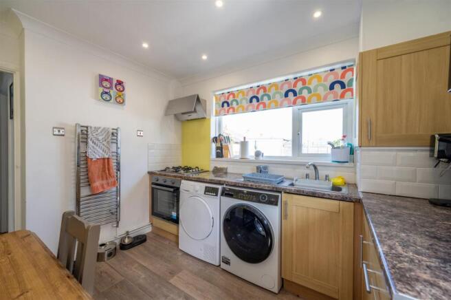 37 Oakwood Road 26 16.jpg