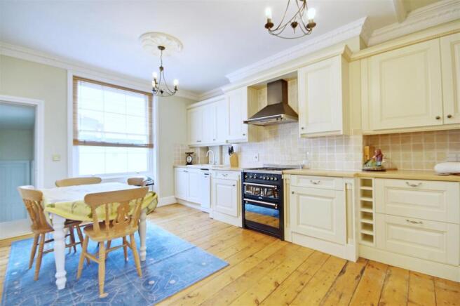 Kitchen A.jpg