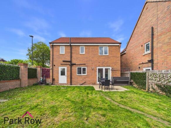4 bed Detached for sale Image 4