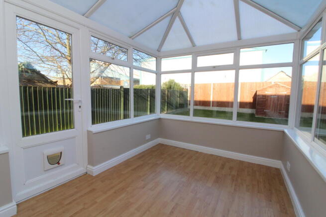 2 bed Semi-Detached for sale Image 6