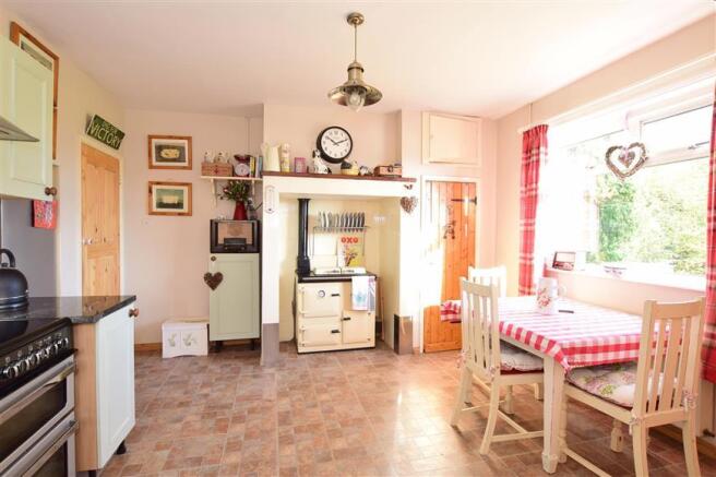 Kitchen / Breakfast Room