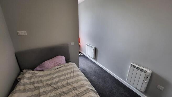 1 bed House Share to rent Image 6
