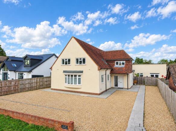 2-bed flat on The Old Exchange, New Pond Road, Holmer Green, High Wycombe, Buckinghamshire, £350,000