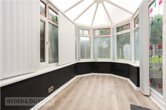 3 bed Semi-Detached for sale Image 8