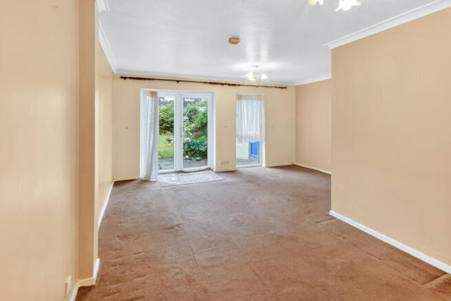 53roycroftlanelarge5