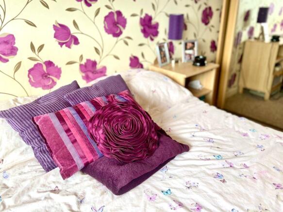 Bedroom 2 (Double)
