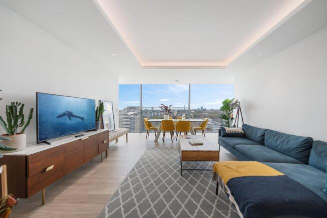 Living Room / Kitchen