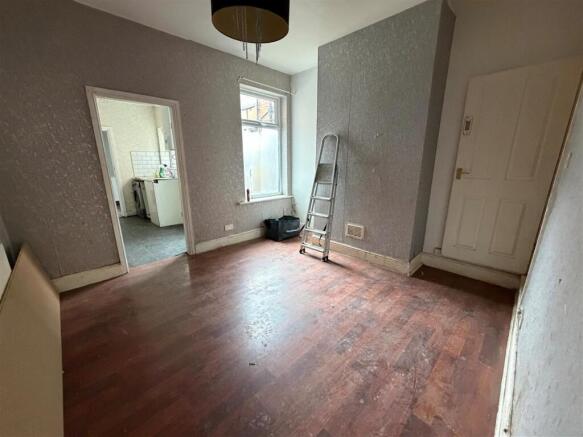sitting room.jpg