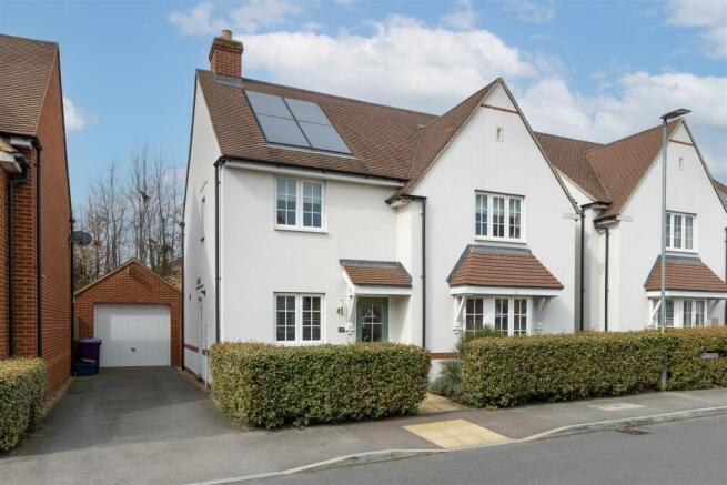 Garage & Driveway