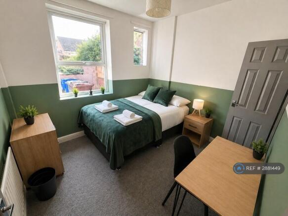 6 bed Terraced to rent Image 7