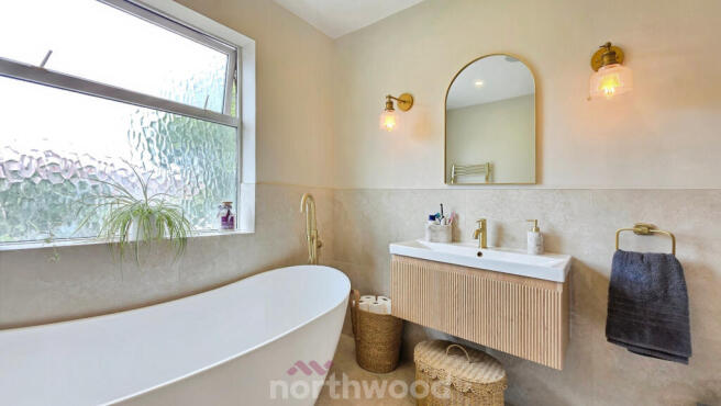 3 bed Semi-Detached for sale Image 5
