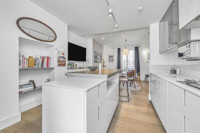 Wandsworth_Road_London__JPG
