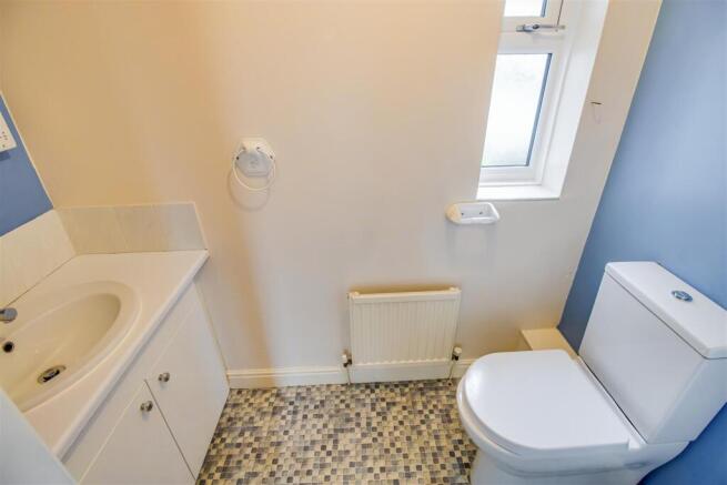 3 bed Bungalow for sale Image 7