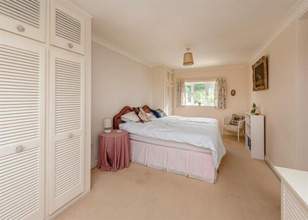 Rossleigh-bed2.jpg