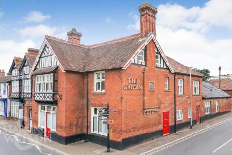 Crown Place Roydon Road, Diss