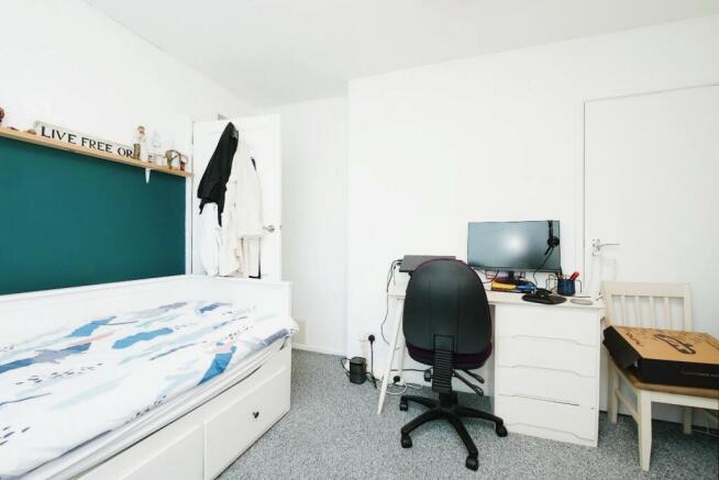Photo 12
