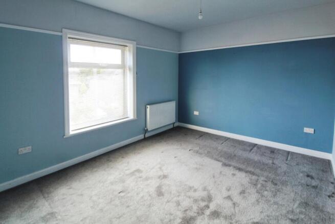 3 bed Terraced for sale Image 9