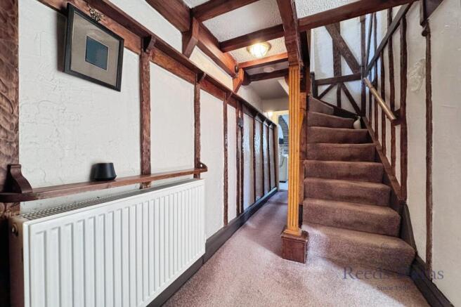4 bed Detached for sale Image 8