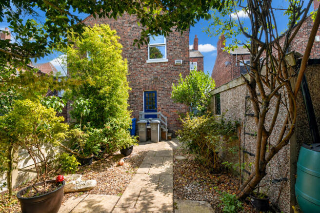 Church Road, Urmston, M41 photo 4