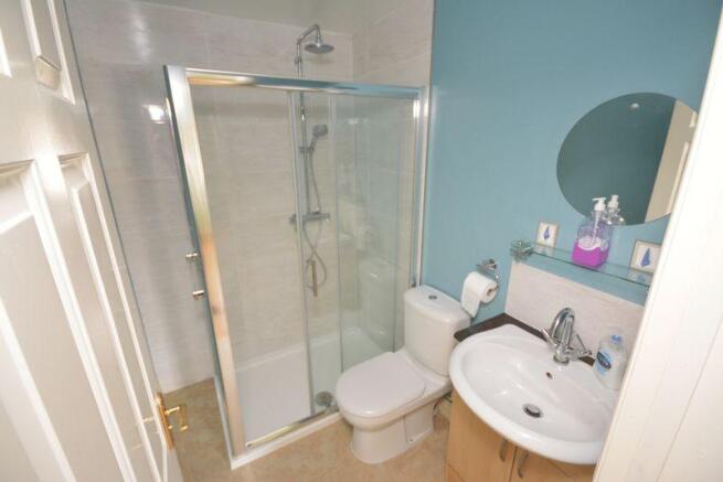 En-Suite Showe...
