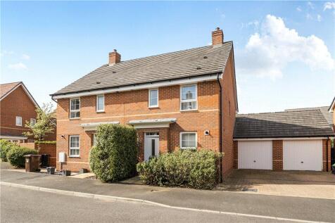 Doswell Avenue, Ampfield, Romsey, Hampshire