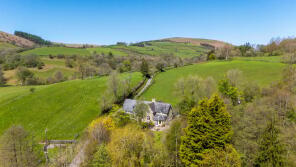 The Old School, Rhulen, Llandrindod Wells LD2 3UU