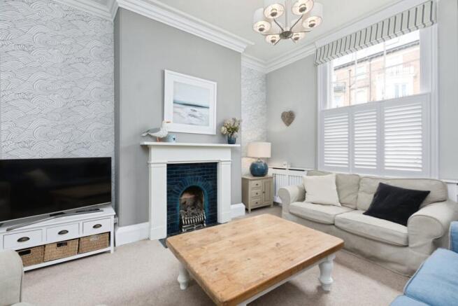 3 bed Town House for sale Image 5