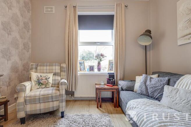 2 bed Terraced for sale Image 10