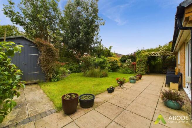 CAM03645G0-PR0036-STILL019.jpg