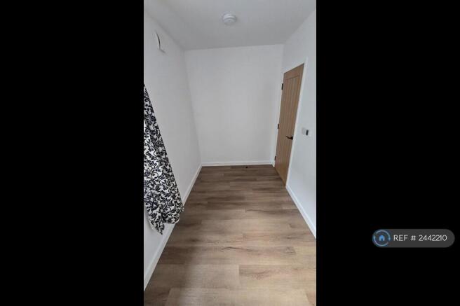 Second Room Approx. 6m2
