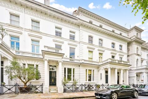 Kensington Gate, London, W8
