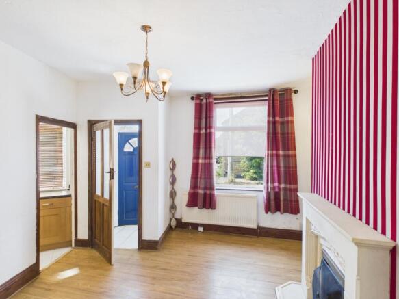 2 bed Semi-Detached for sale Image 4