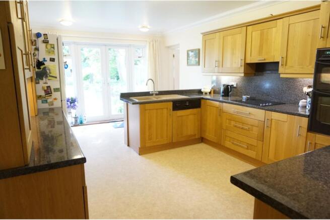Kitchen / Breakfast