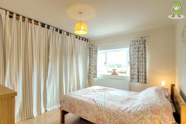 Bedroom 2 (Double)