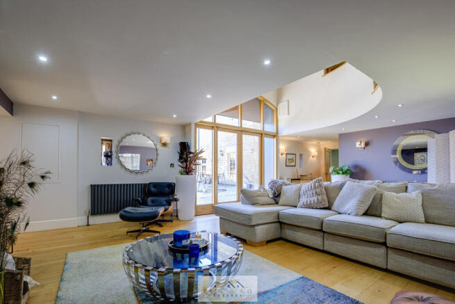 7 bed Barn Conversion for sale Image 6