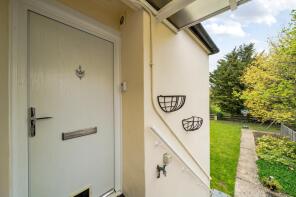 3, Fifield Cottage, Forest Green Road, Fifield, Maidenhead SL6 2NR