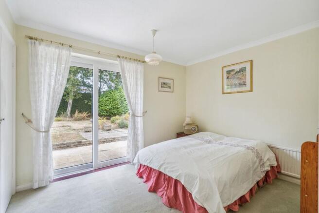 Bayley Gardens, Naphill, HP14 photo 4