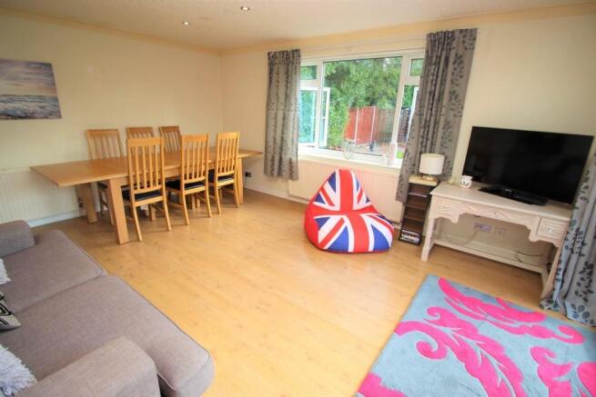 Hollins (1).JPG