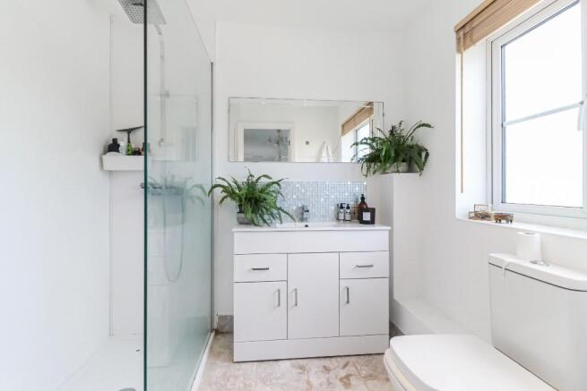 En-suite shower room