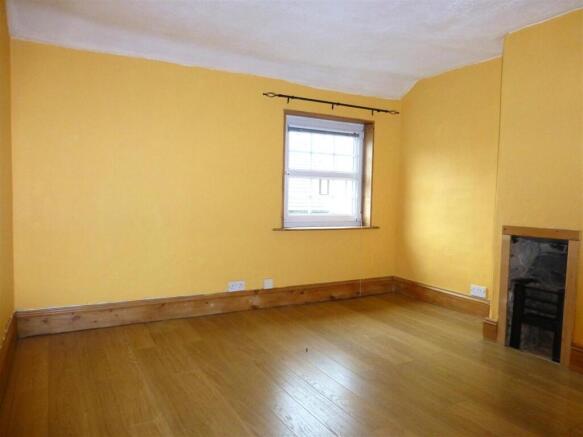 Oakham, 16 New Street B1.jpg