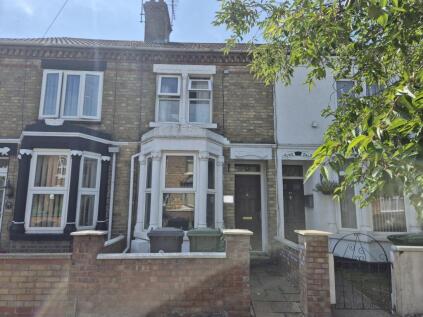 Queens Walk, Peterborough, PE2