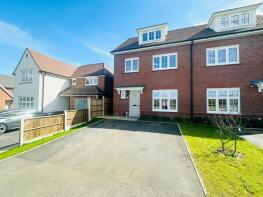 2, Hixon Close, Amington, Tamworth B77 4GX