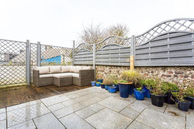 Garden i.jpg