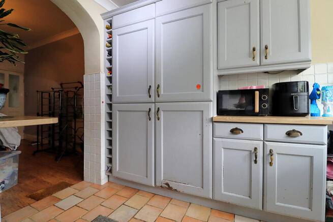 3 bed Terraced for sale Image 6